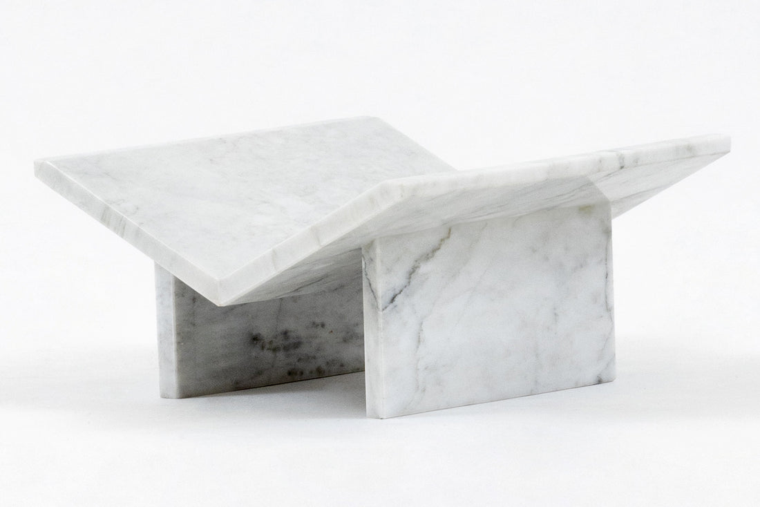 Dove Bookstand - White