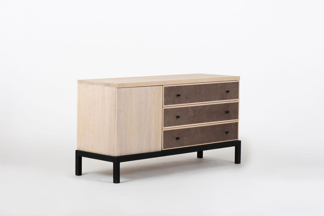 Petite Monica Console