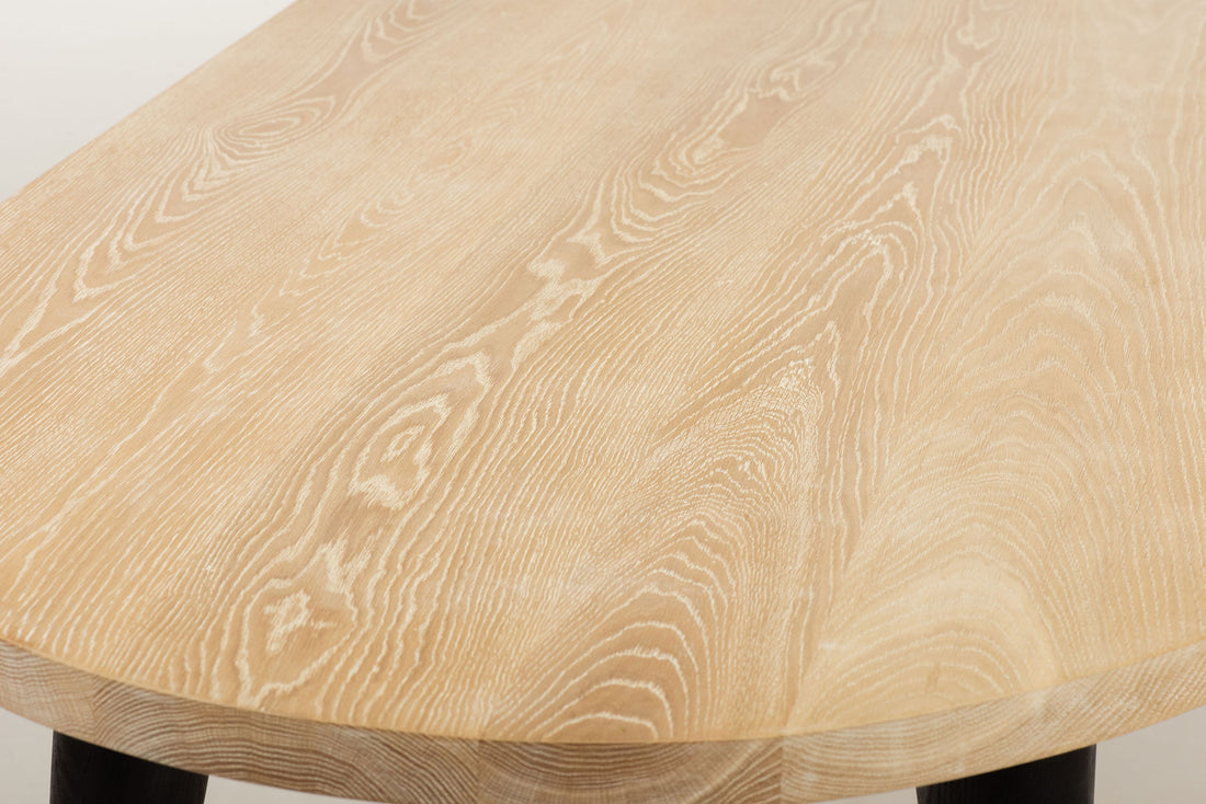 Gavitella Dining Table