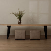 Gavitella Dining Table