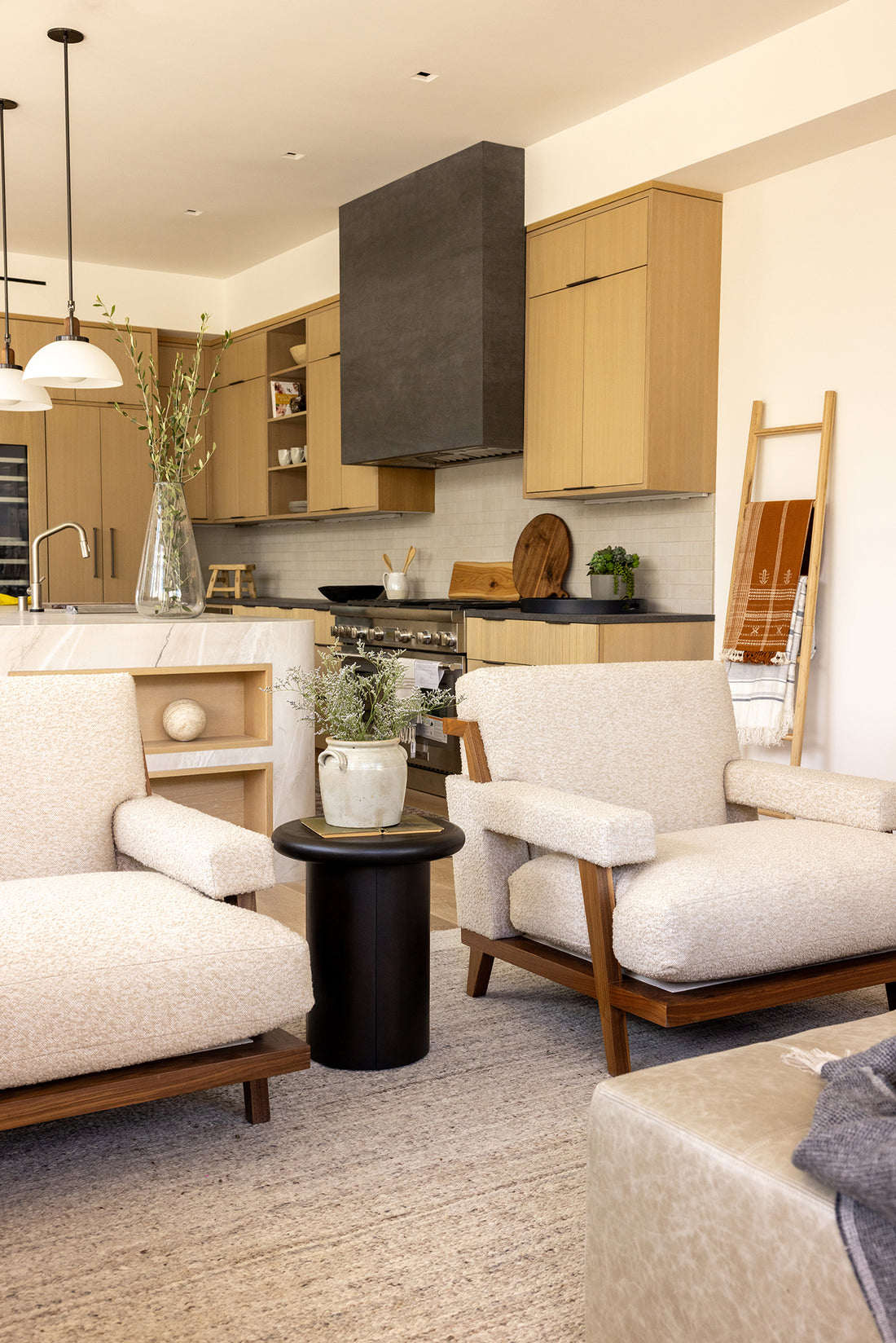 Oliver Chair