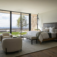 Hilton Bed