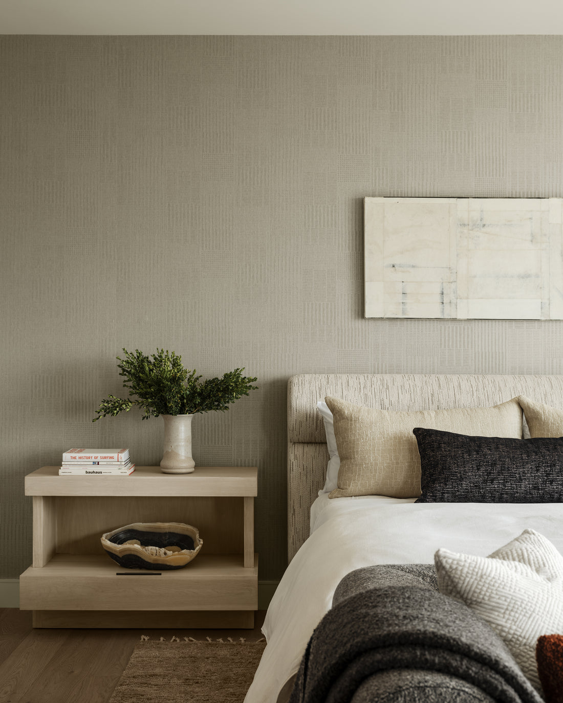 Collins Bed