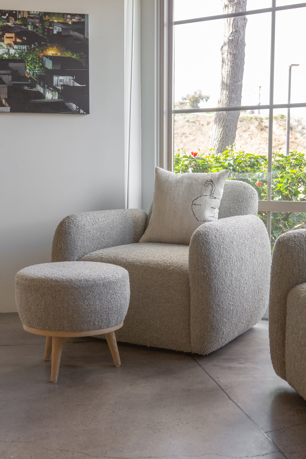 Poppy Swivel Chair