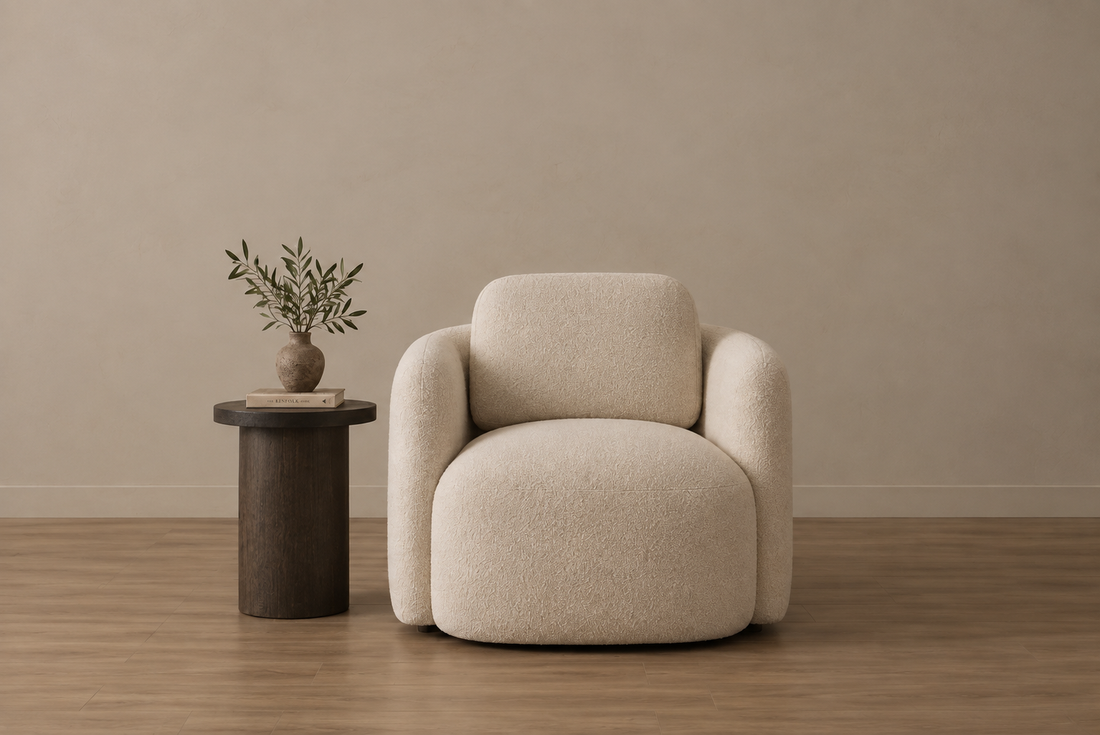 Lune Swivel Chair