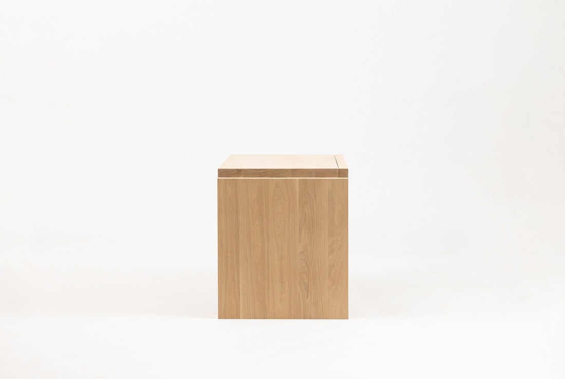 Laurel Nightstand