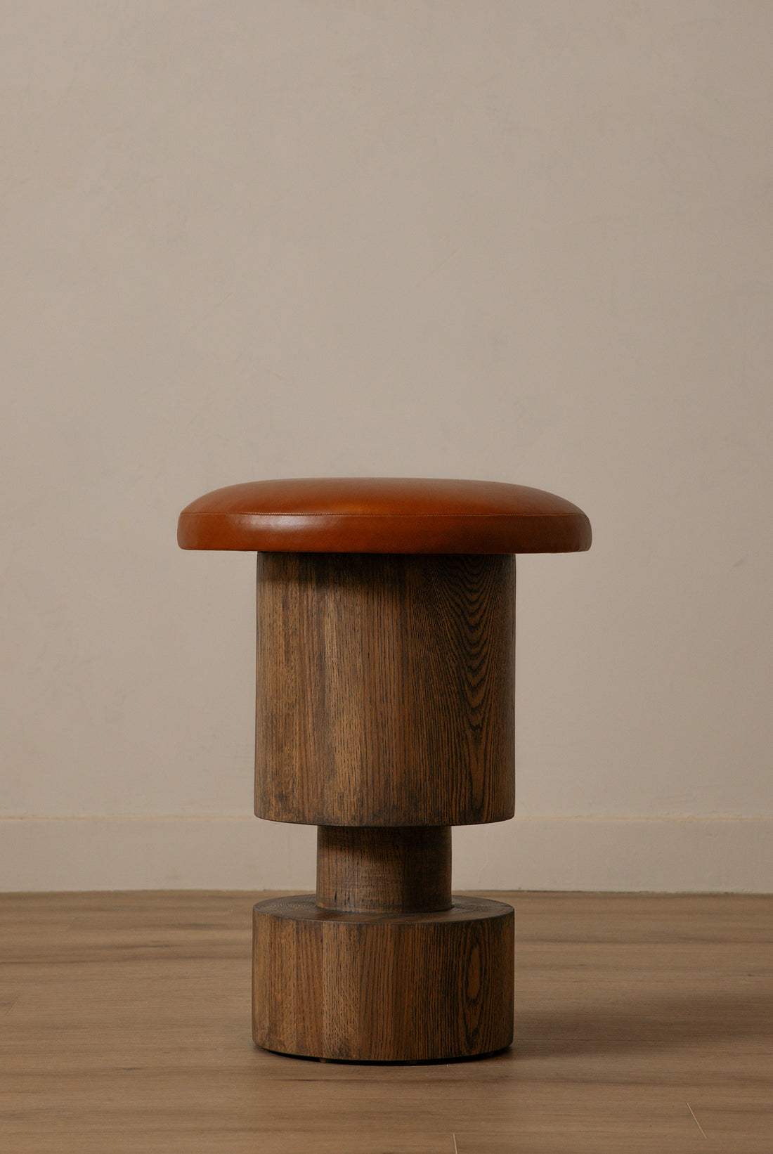 Nori Stool