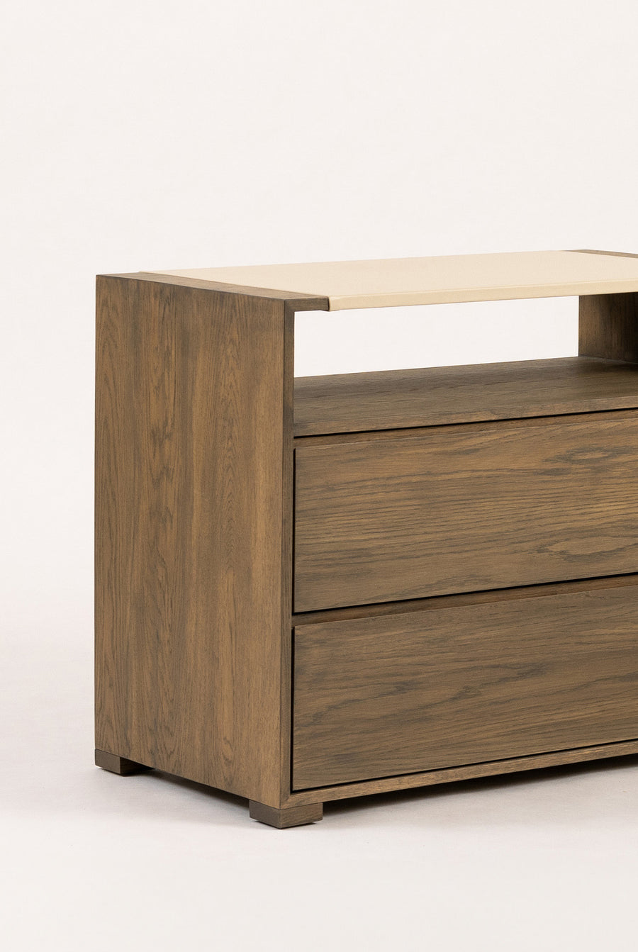 Rivi Nightstand