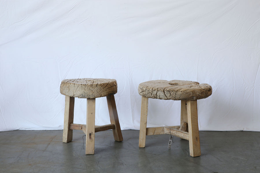 V Round Side Table